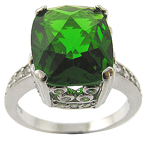 Stunning 925 Sterling Silver Natural Green Cubic Zirconia Ring Size 8